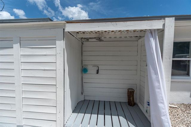 1237 57TH AVENUE N, St Petersburg, FL 33703