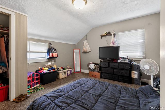 5918 Cardwell Street, Garden City, MI 48135