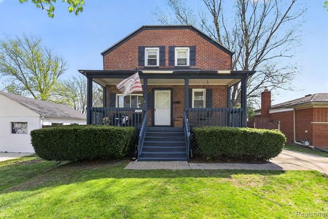 5918 Cardwell Street, Garden City, MI 48135