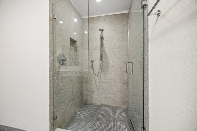811 N Oak Cliff Boulevard, Dallas, TX 75208