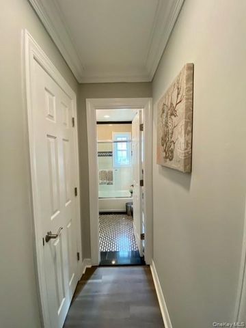 307 Robinson Avenue 8, Patchogue, NY 11772