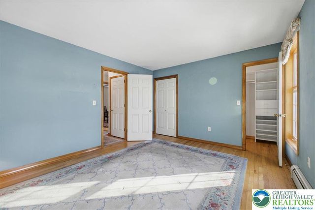 9 Kensington Circle, Allen Twp, PA 18067