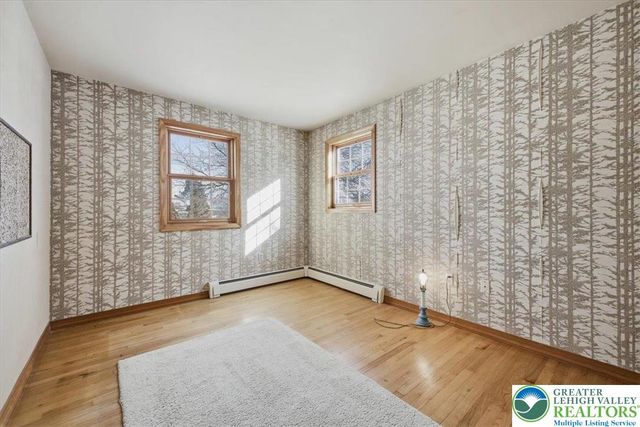 9 Kensington Circle, Allen Twp, PA 18067