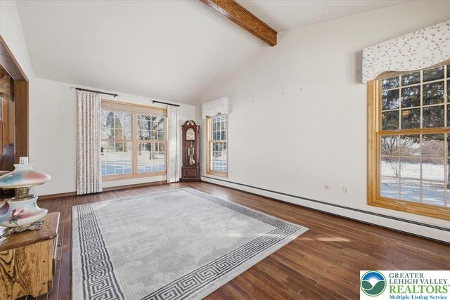 9 Kensington Circle, Allen Twp, PA 18067