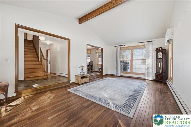 9 Kensington Circle, Allen Twp, PA 18067