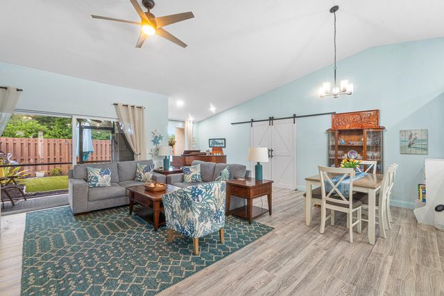 5225 Spice Drive, Palm Beach Gardens, FL 33418