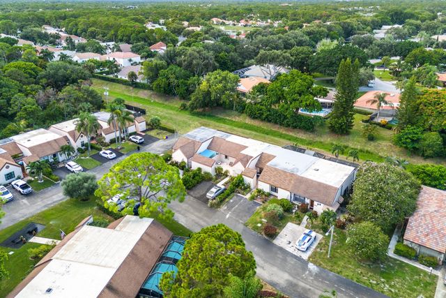 5225 Spice Drive, Palm Beach Gardens, FL 33418