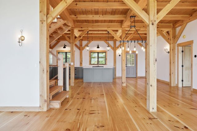 19 Passaconway Road, Ossipee, NH 03814