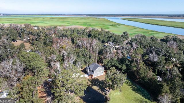 91 Sir Edward Teach, Midway, GA 31320