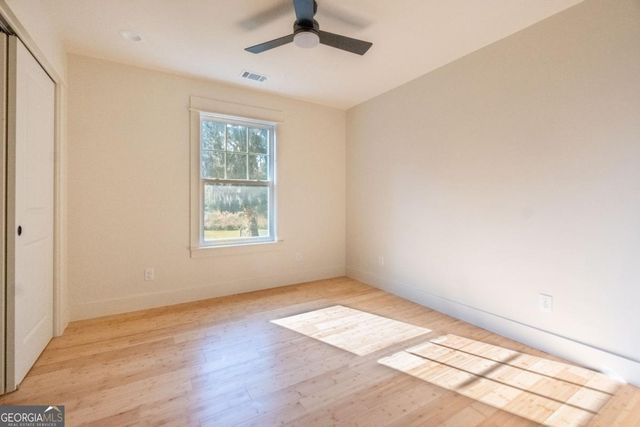 91 Sir Edward Teach, Midway, GA 31320