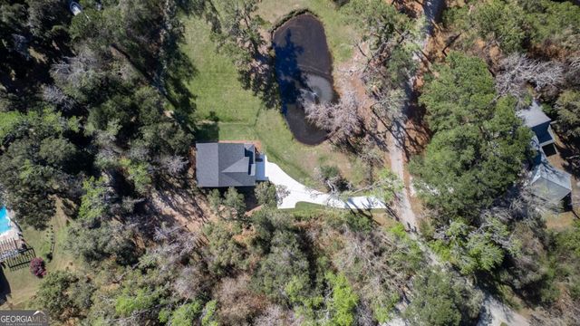 91 Sir Edward Teach, Midway, GA 31320