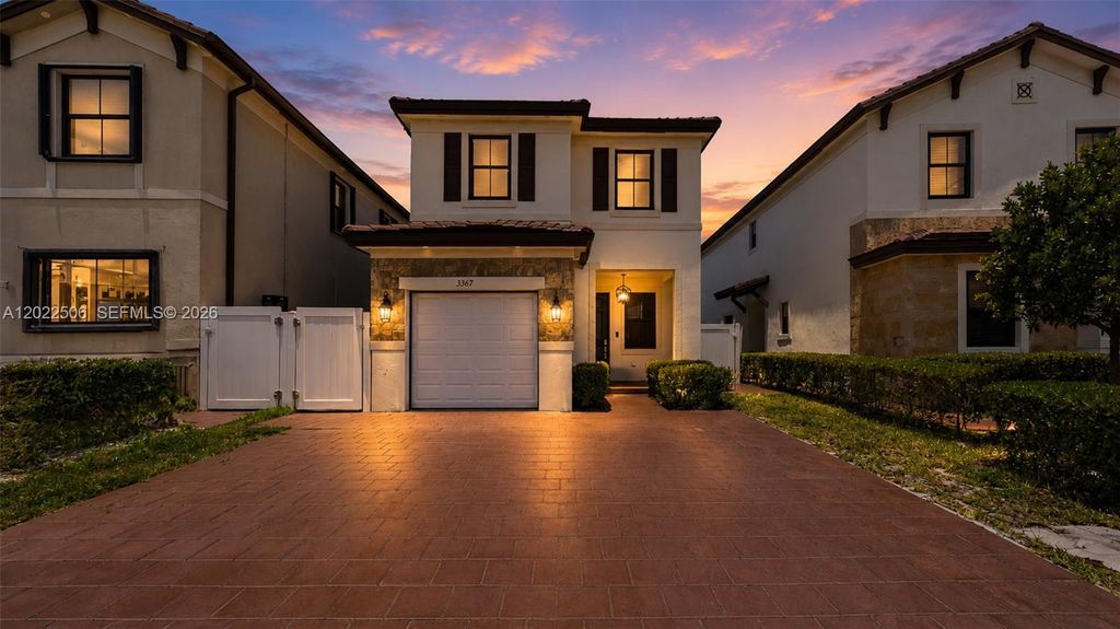 3567 W 110th Terrace, Hialeah, FL 33018