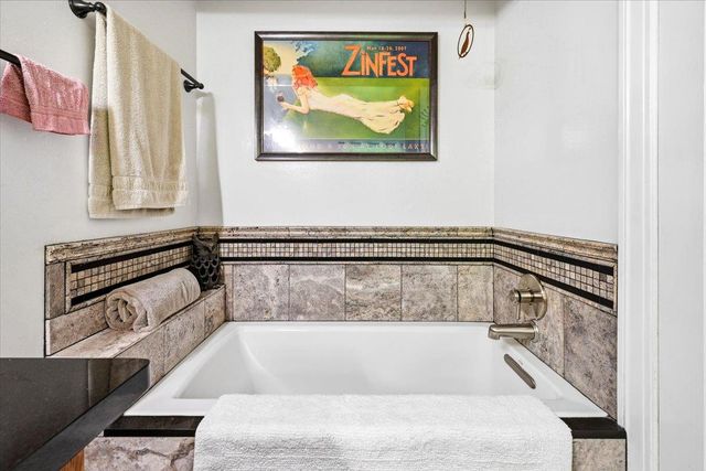 417 Chapel St, Grass Valley, CA 95945