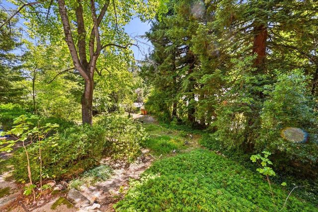 417 Chapel St, Grass Valley, CA 95945