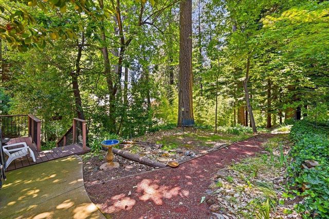 417 Chapel St, Grass Valley, CA 95945