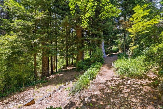 417 Chapel St, Grass Valley, CA 95945