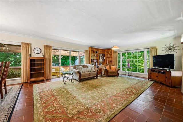417 Chapel St, Grass Valley, CA 95945