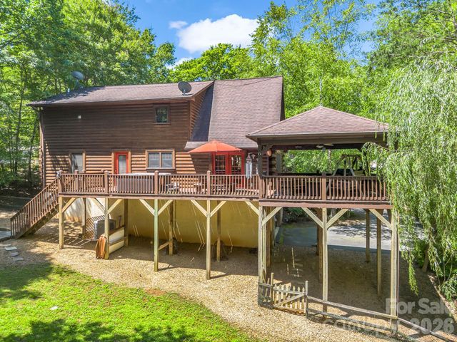 136 Dalton Court, Lake Lure, NC 28746