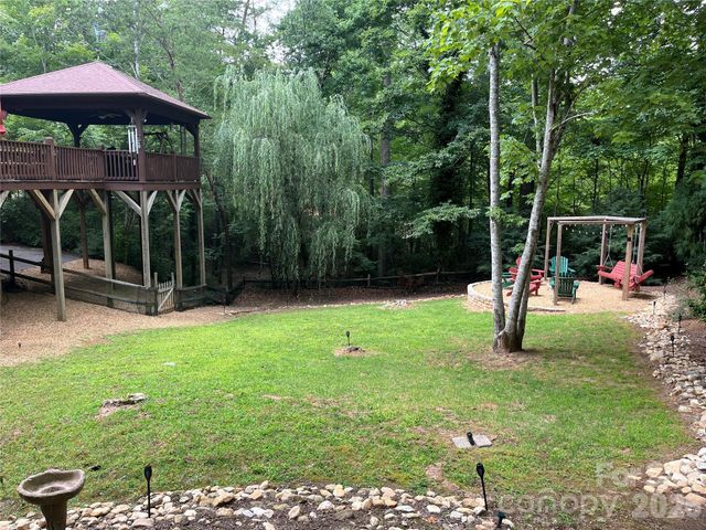 136 Dalton Court, Lake Lure, NC 28746