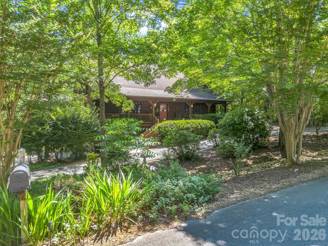 136 Dalton Court, Lake Lure, NC 28746