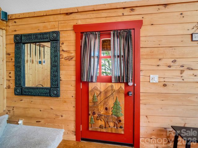 136 Dalton Court, Lake Lure, NC 28746