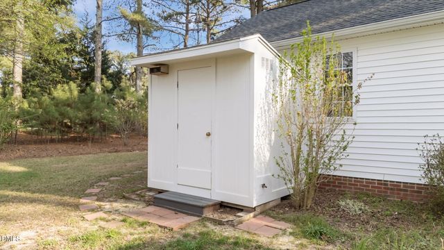 1900 Middle Ridge Drive, Willow Spring, NC 27592