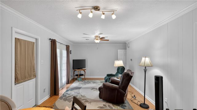 2319 Carter Creek Parkway, Bryan, TX 77802
