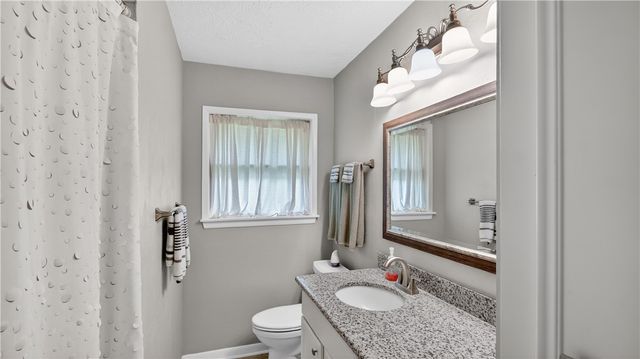 2319 Carter Creek Parkway, Bryan, TX 77802