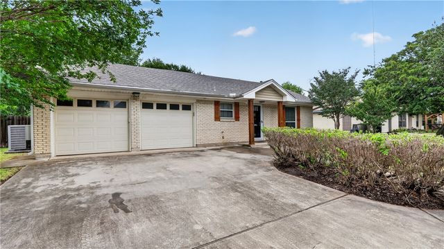 2319 Carter Creek Parkway, Bryan, TX 77802