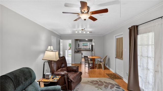 2319 Carter Creek Parkway, Bryan, TX 77802