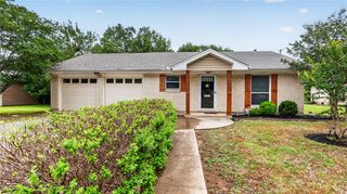 2319 Carter Creek Parkway, Bryan, TX 77802