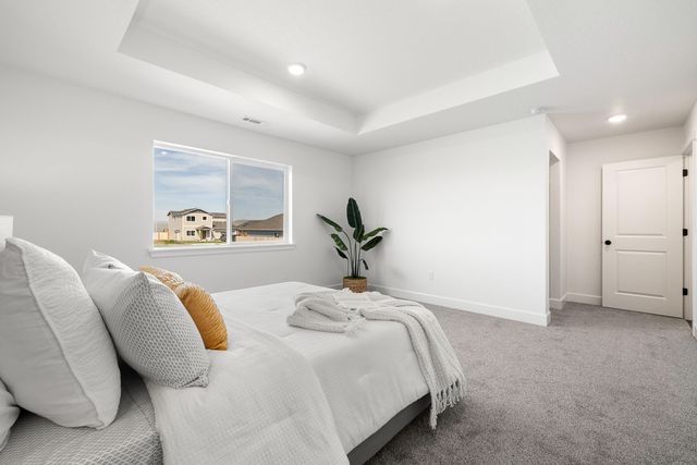 454 NW Monte Vista Avenue 127, Madras, OR 97741