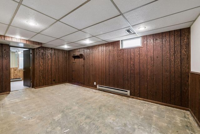 3032 Louisiana Avenue N, Crystal, MN 55427