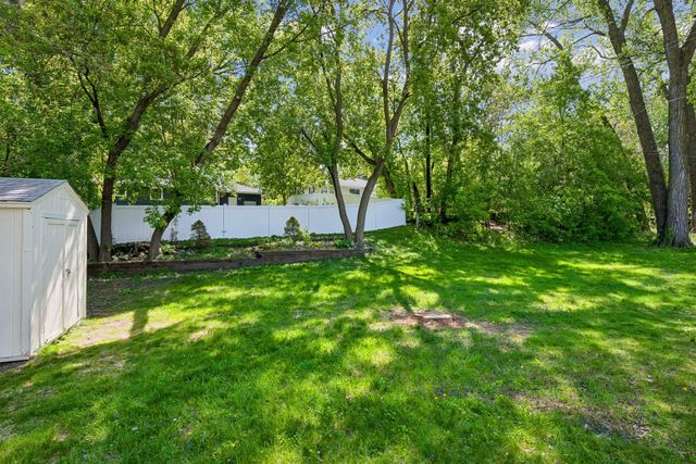 3032 Louisiana Avenue N, Crystal, MN 55427