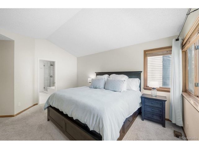 2420 S Holman Cir, Lakewood, CO 80228