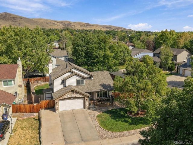 2420 S Holman Cir, Lakewood, CO 80228