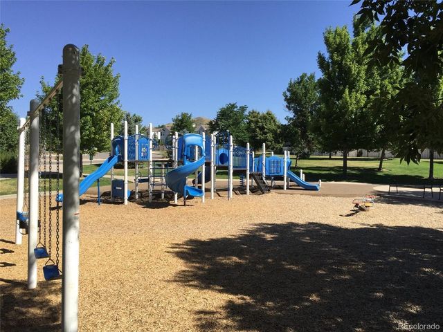 2420 S Holman Cir, Lakewood, CO 80228