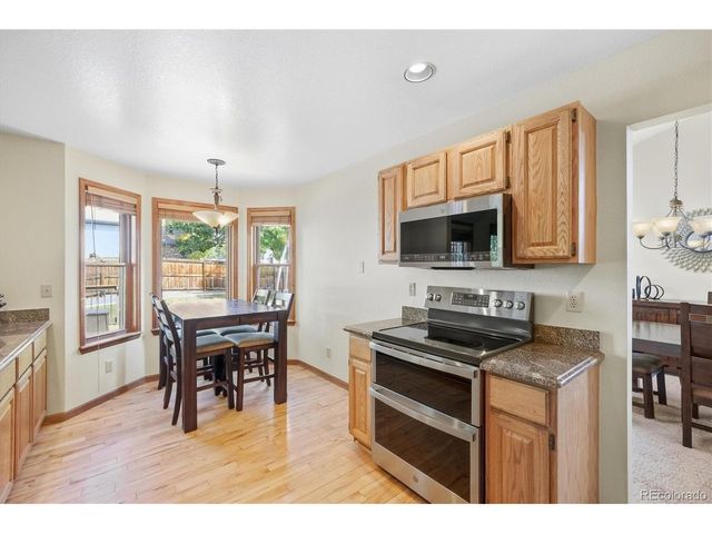 2420 S Holman Cir, Lakewood, CO 80228