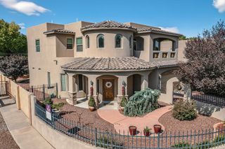 331 Manuel Sanchez Place SW, Albuquerque, NM 87105
