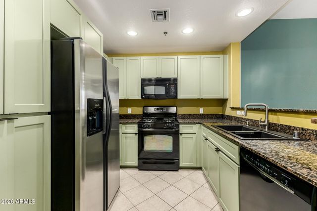 2302 N CENTRAL Avenue 311, Phoenix, AZ 85004