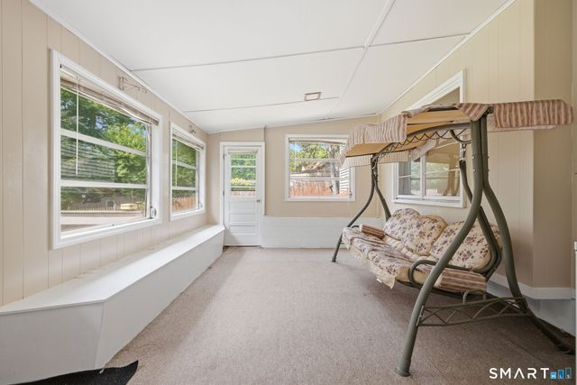 15 Lin Sal Street, Windsor Locks, CT 06096