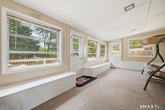 15 Lin Sal Street, Windsor Locks, CT 06096