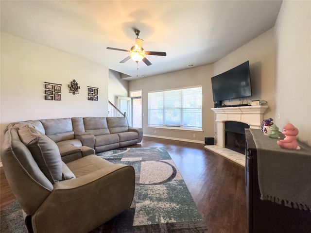 8004 S 13th Street, Broken Arrow, OK 74011