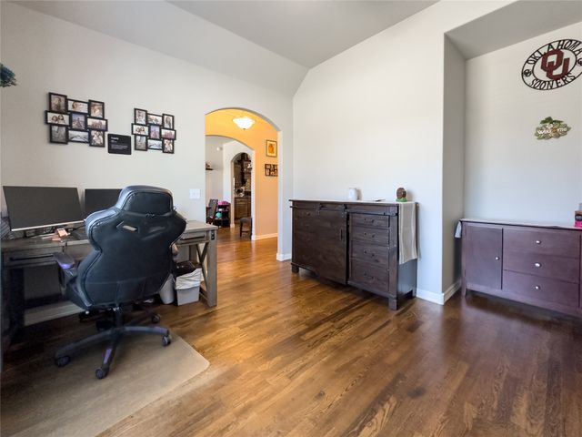 8004 S 13th Street, Broken Arrow, OK 74011