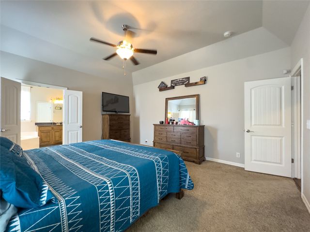 8004 S 13th Street, Broken Arrow, OK 74011