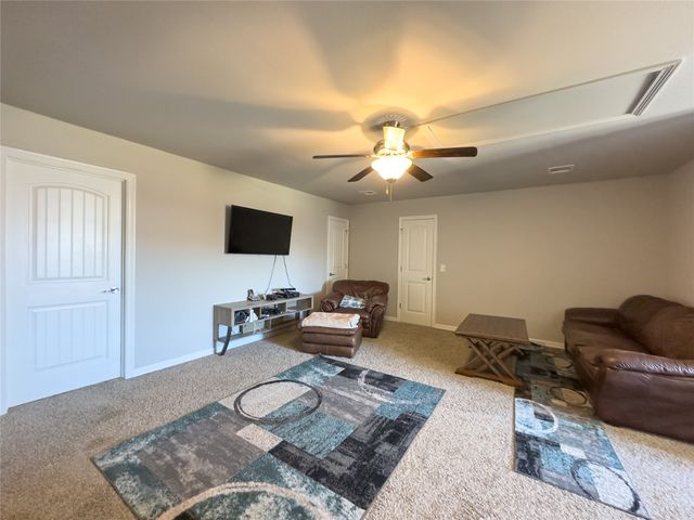 8004 S 13th Street, Broken Arrow, OK 74011