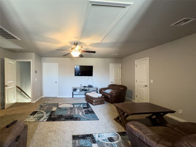 8004 S 13th Street, Broken Arrow, OK 74011