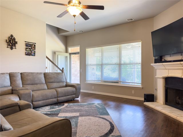 8004 S 13th Street, Broken Arrow, OK 74011