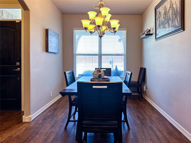 8004 S 13th Street, Broken Arrow, OK 74011