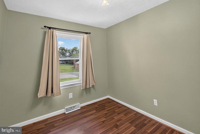 113 EIGHTH AVE, Luray, VA 22835